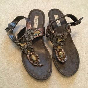 Simply Vera Wang Size 8 wedges